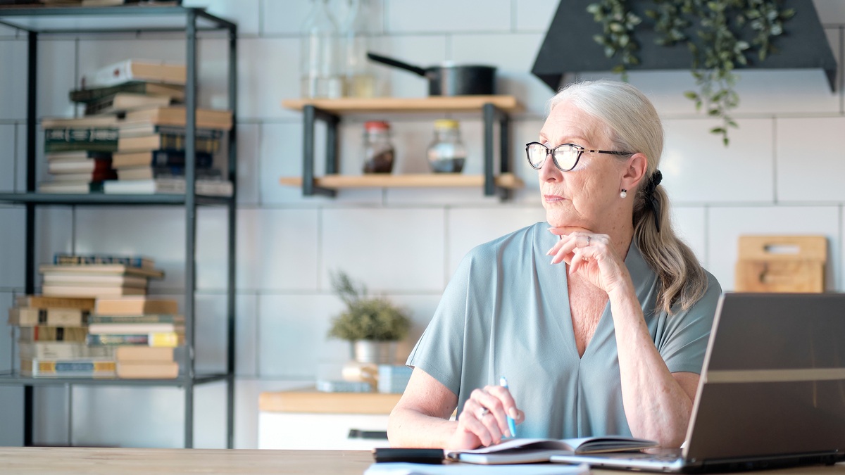 Social Security in 2025: Is the Average $1,978 Monthly Check Enough to Retire?