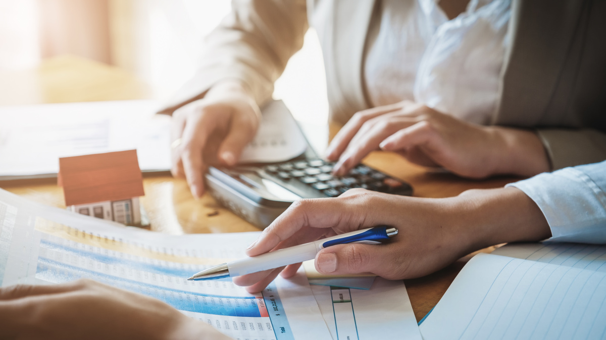 What Goes into Building a Financial Plan